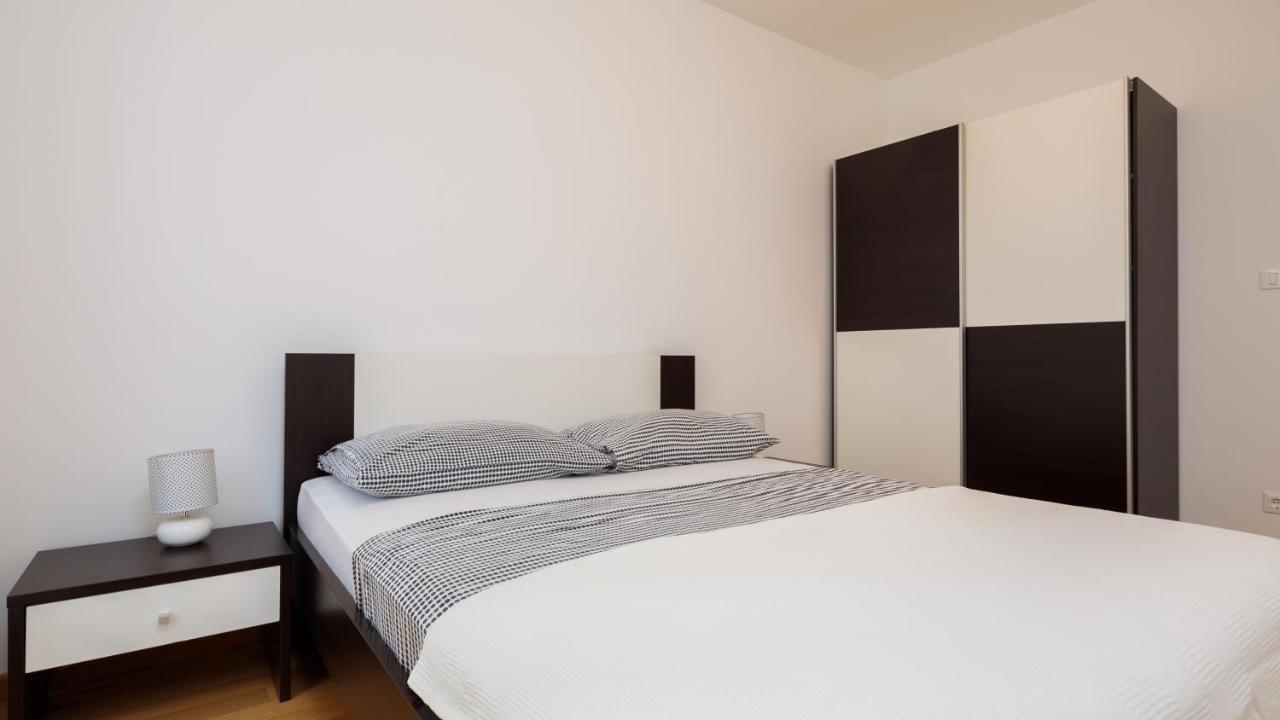 Arijana Apartman Free Private Garage Сплит Екстериор снимка