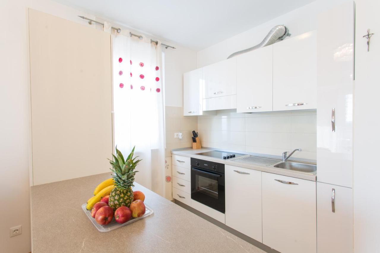 Arijana Apartman Free Private Garage Сплит Екстериор снимка